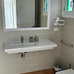 Casa Maca Sea View & Front Apartment *