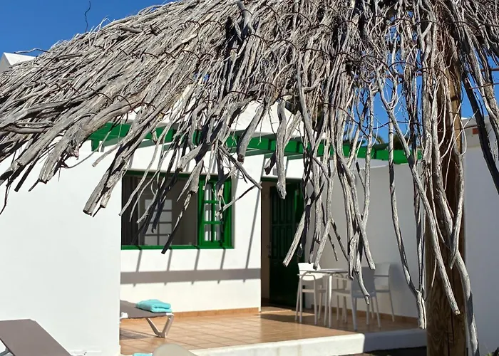 Casa Maca Sea View & Front *